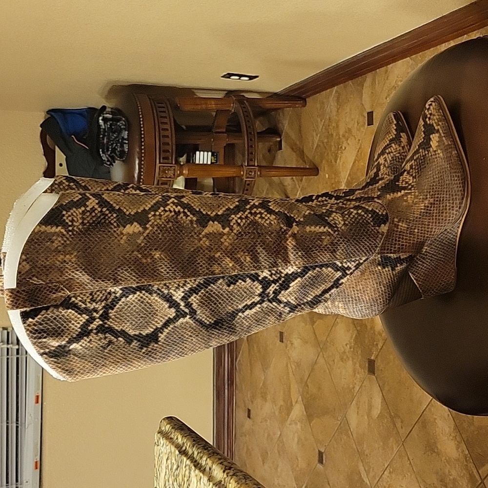 Jessica Simpson boots